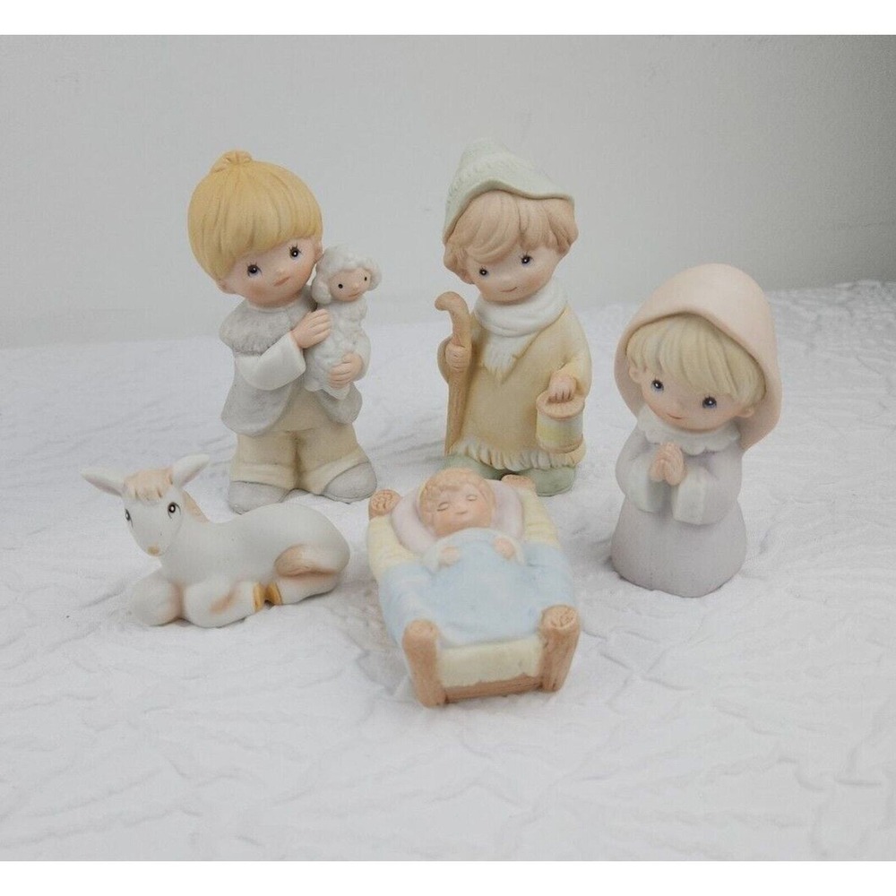 Homco Nativity 5 Figurines Mary Baby Lamb Jesus Porcelain Holiday Christmas